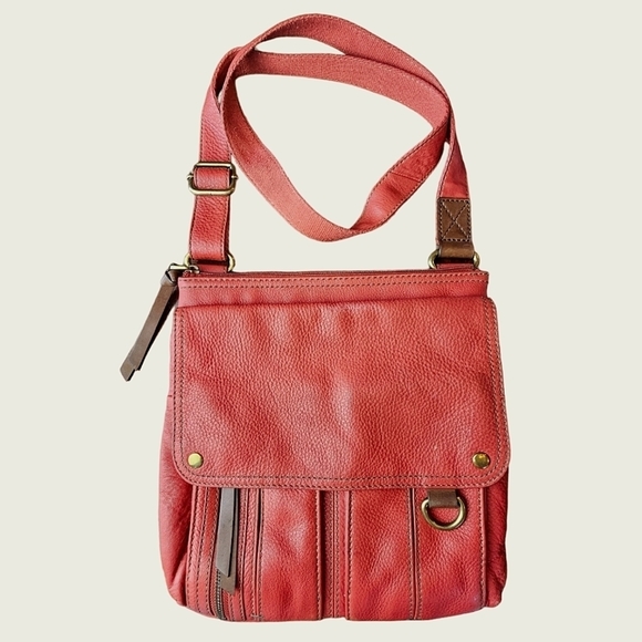 FOSSIL Morgan Traveler Red Leather Organizable Adjustable Strap Crossbody - Picture 4 of 11